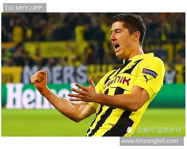 球星佩戴的足球手套品牌及其背后的科技创新揭秘 球星佩戴的足球手套品牌及其背后的科技创新揭秘