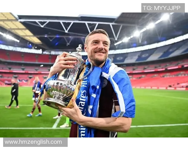 足球历史上穿十号球衣的传奇球星盘点及其影响力分析