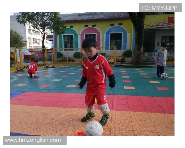 中国足球球星后代成长轨迹揭秘他们的足球梦想与成就