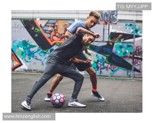 球星恶搞足球大挑战:看他们如何玩转疯狂场面和惊险绝技 球星恶搞足球大挑战:看他们如何玩转疯狂场面和惊险绝技